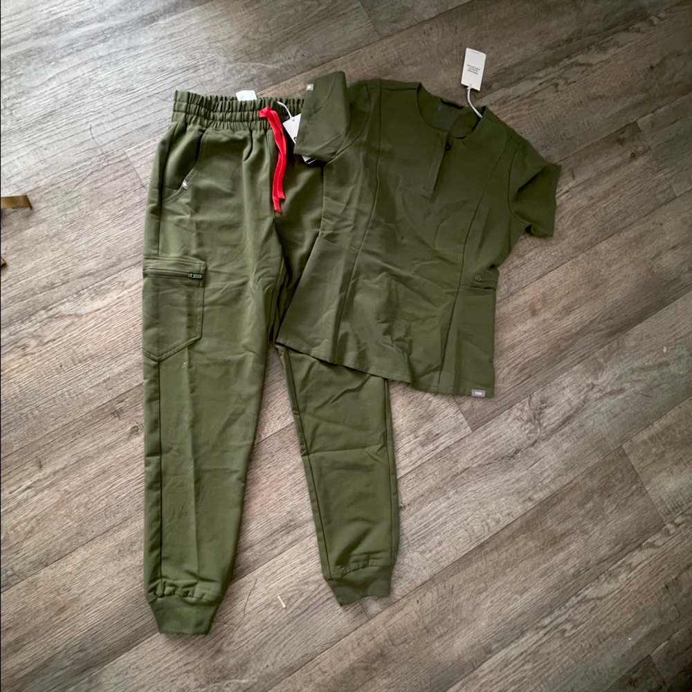 FIGS Limited: Dark Olive SCRUB SET Bristol Slim Henley Top - Zamora Pants XS